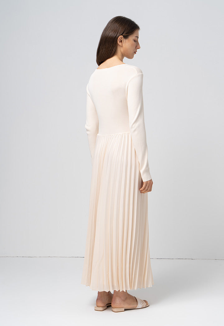 Choice Solid Pleated Maxi Dress Cream