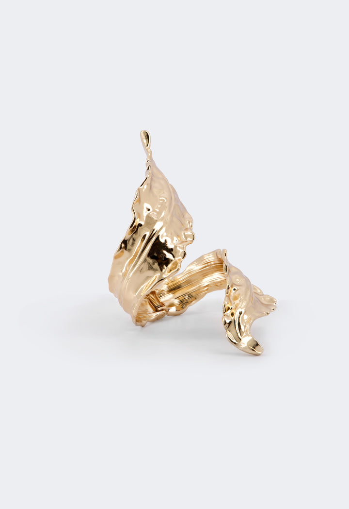 Choice Iconic Metallic Hammered Bangle Gold