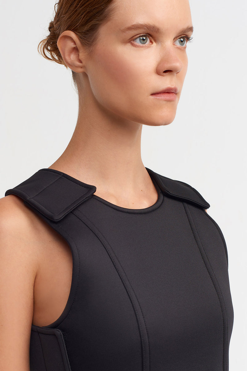 NU Sleeveless Crop Top Black