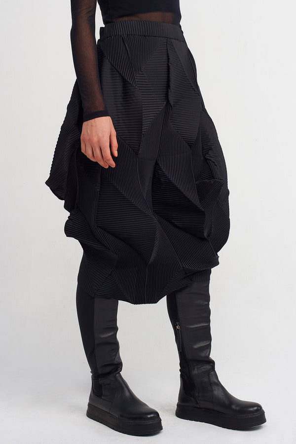 NU Asymmetric Midi Pleated Skirt Black