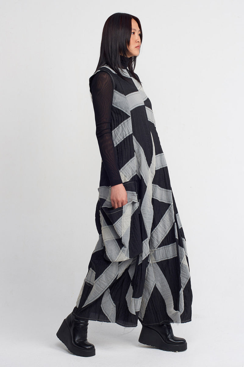 NU Jumpsuit With Large Pockets And Patch Details Natural/Black