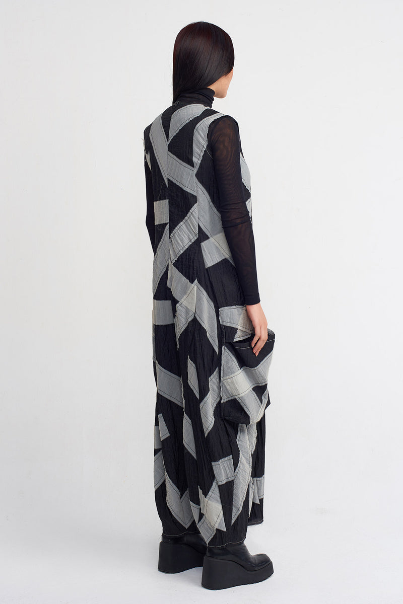 NU Jumpsuit With Large Pockets And Patch Details Natural/Black