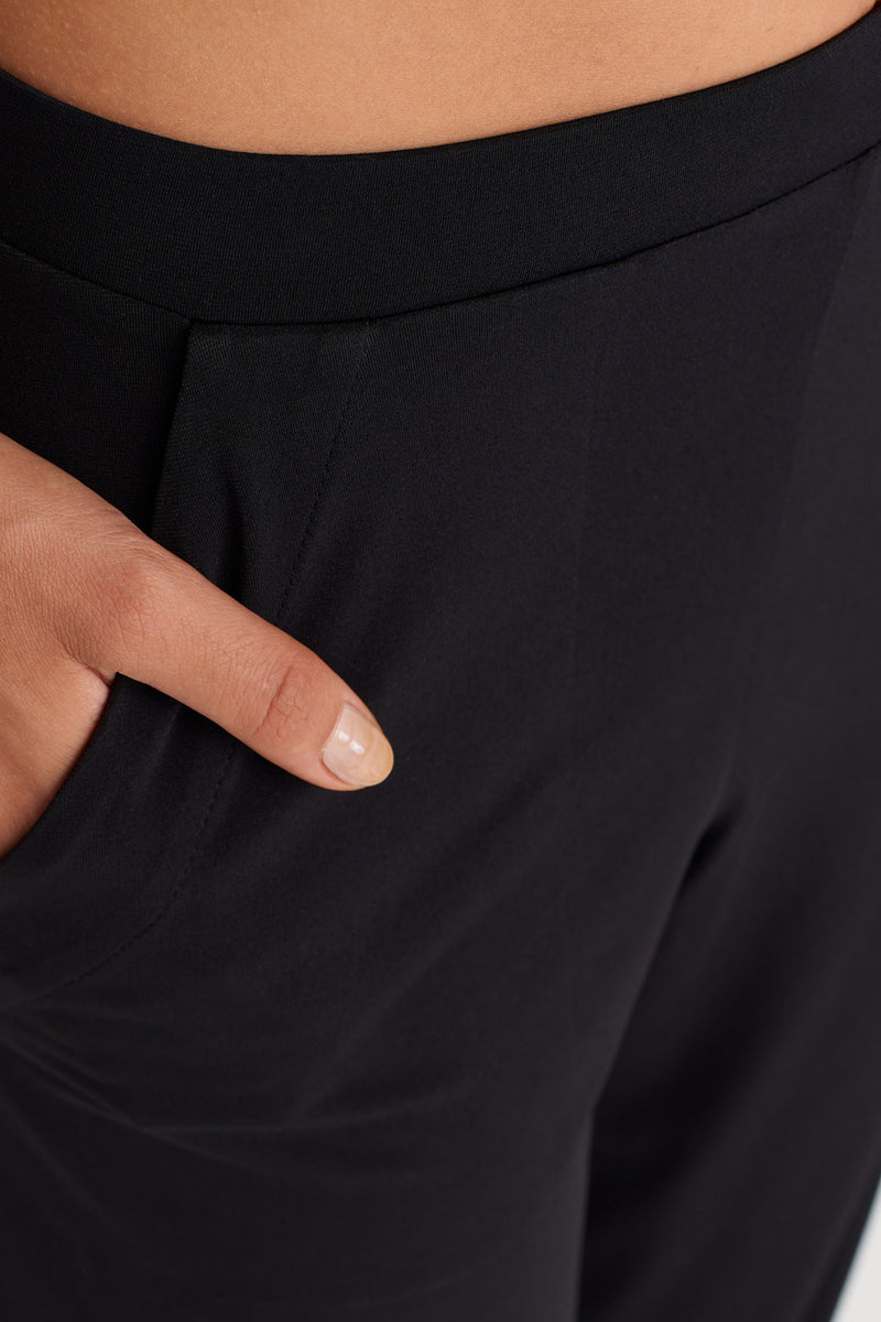 Nu Relaxed Fit Jersey Pants With Pockets Black