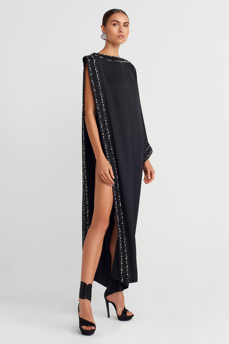 Nu One-Slit Elegant Dress With Hand-Embroidered Edges Black