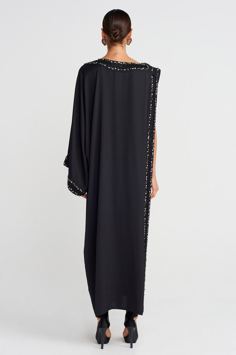 Nu One-Slit Elegant Dress With Hand-Embroidered Edges Black