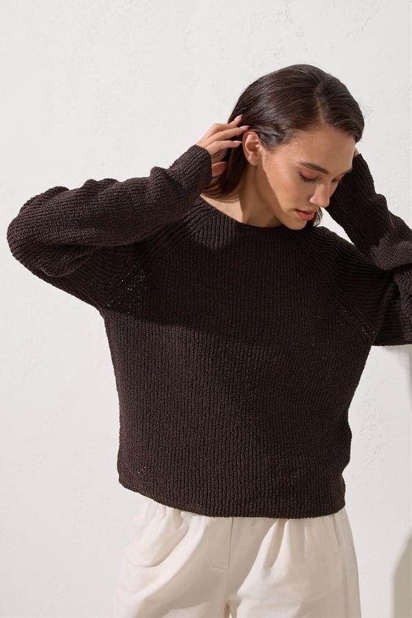 Setre Wide Neck Relaxed Cut Knit Blouse Brown