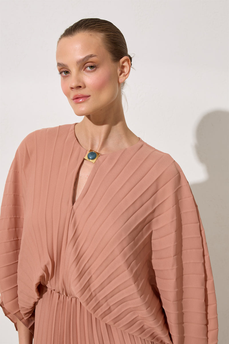 Setre Front-Keyhole Pleated Dress Salmon