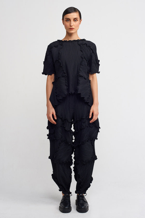 NU Stitch-Detailed Pleated T-Shirt Black