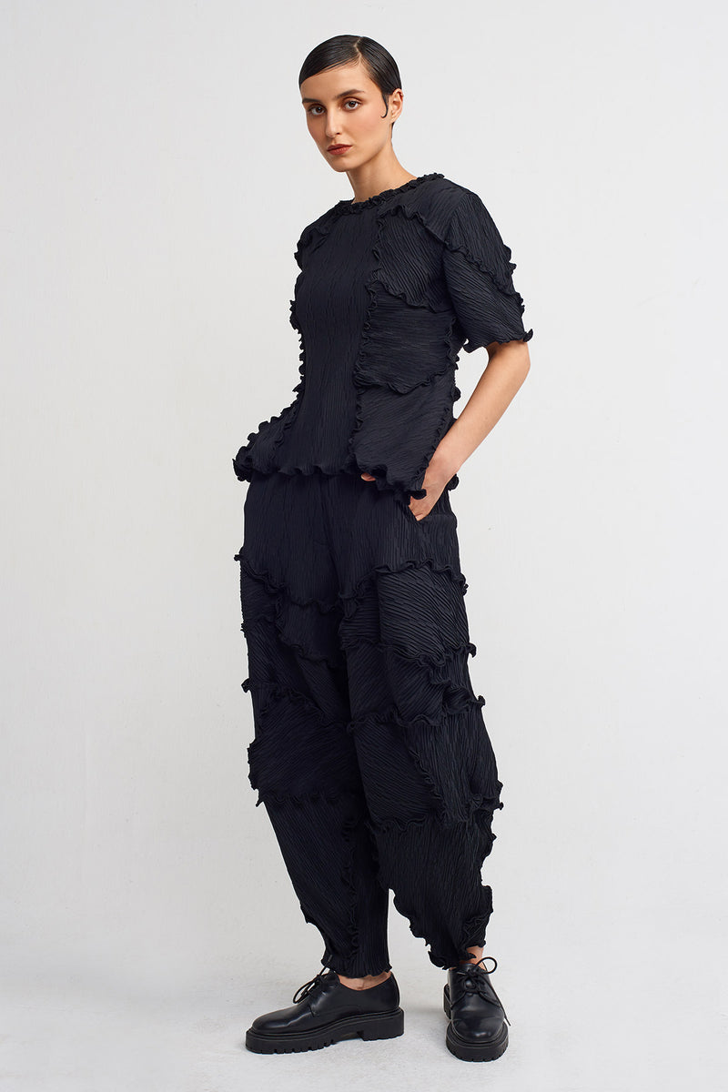 NU Stitch-Detailed Pleated T-Shirt Black