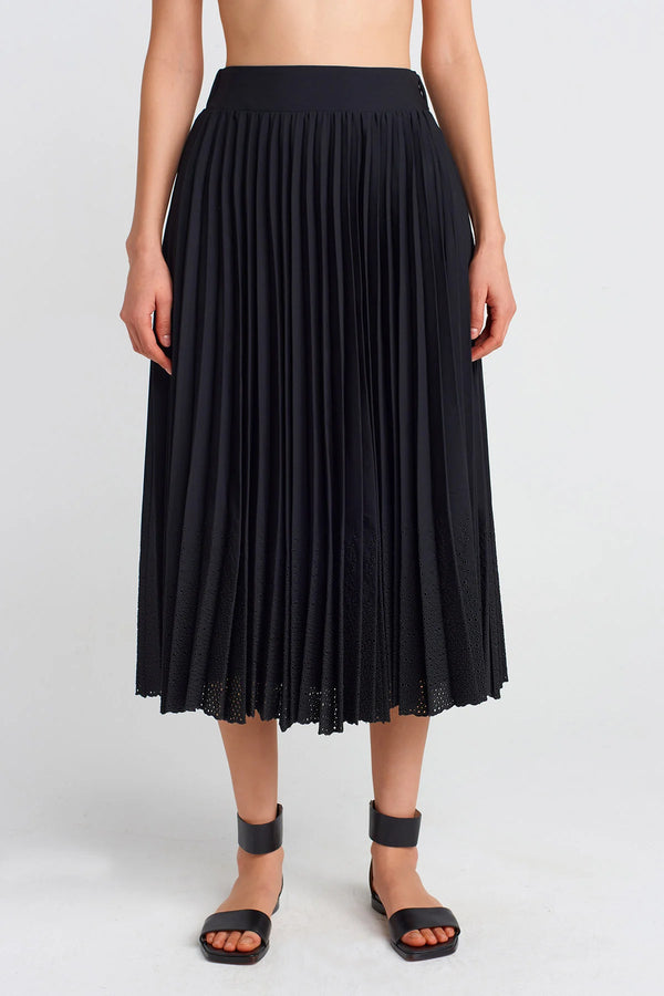 NU Pleated Lace Skirt Black