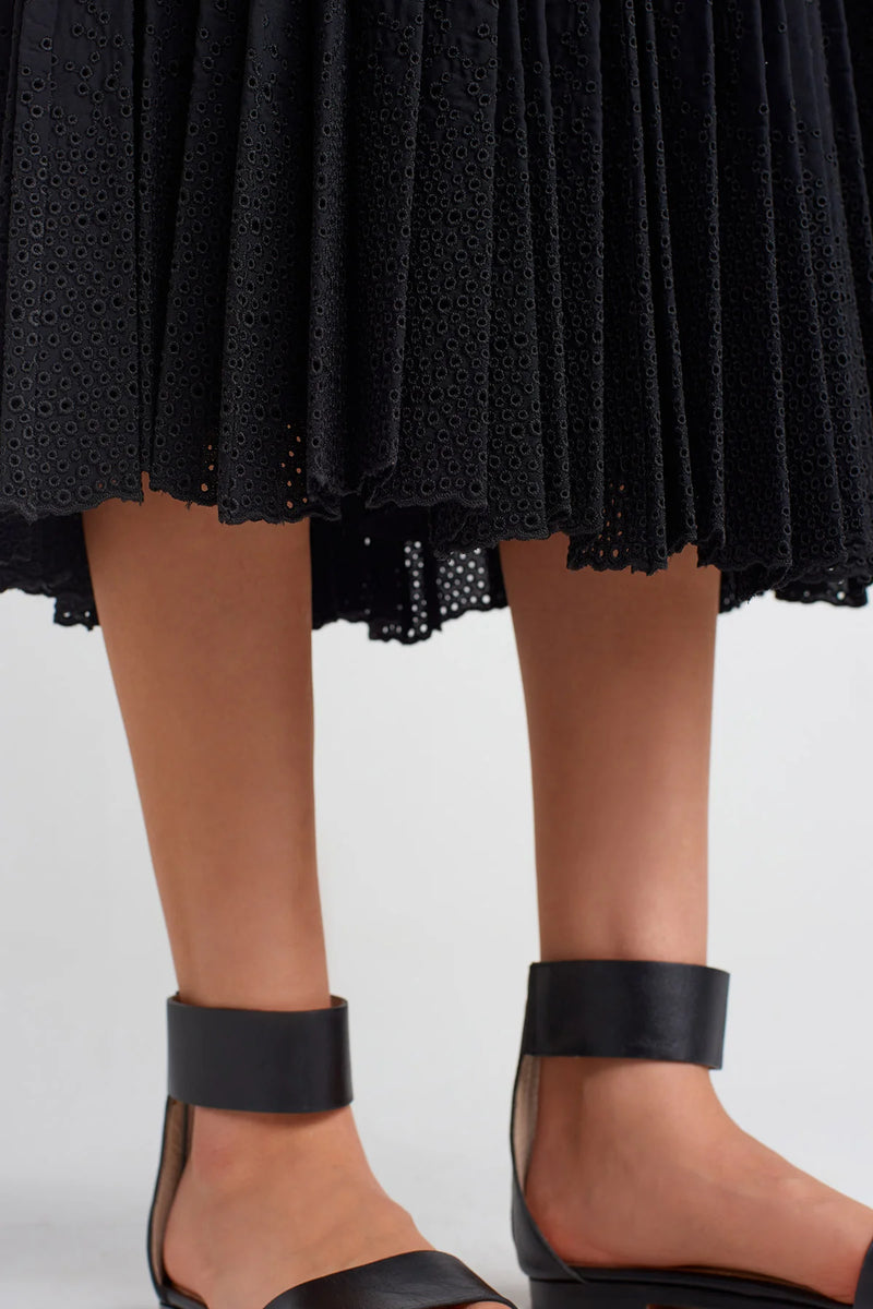 NU Pleated Lace Skirt Black