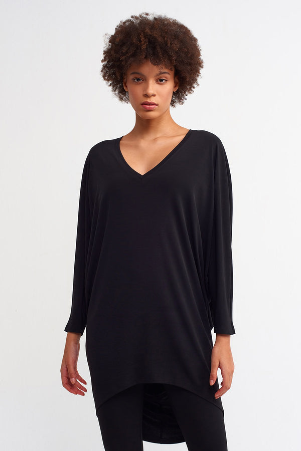 NU  Basic V-Neck Top Black